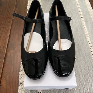 Tahari Loft Women’s Black Patent Ballet Flats Shoes Mary Janes Size 8 New NIB